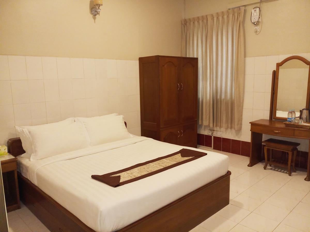 Ruby Garden Hotel Yangon Eksteriør bilde