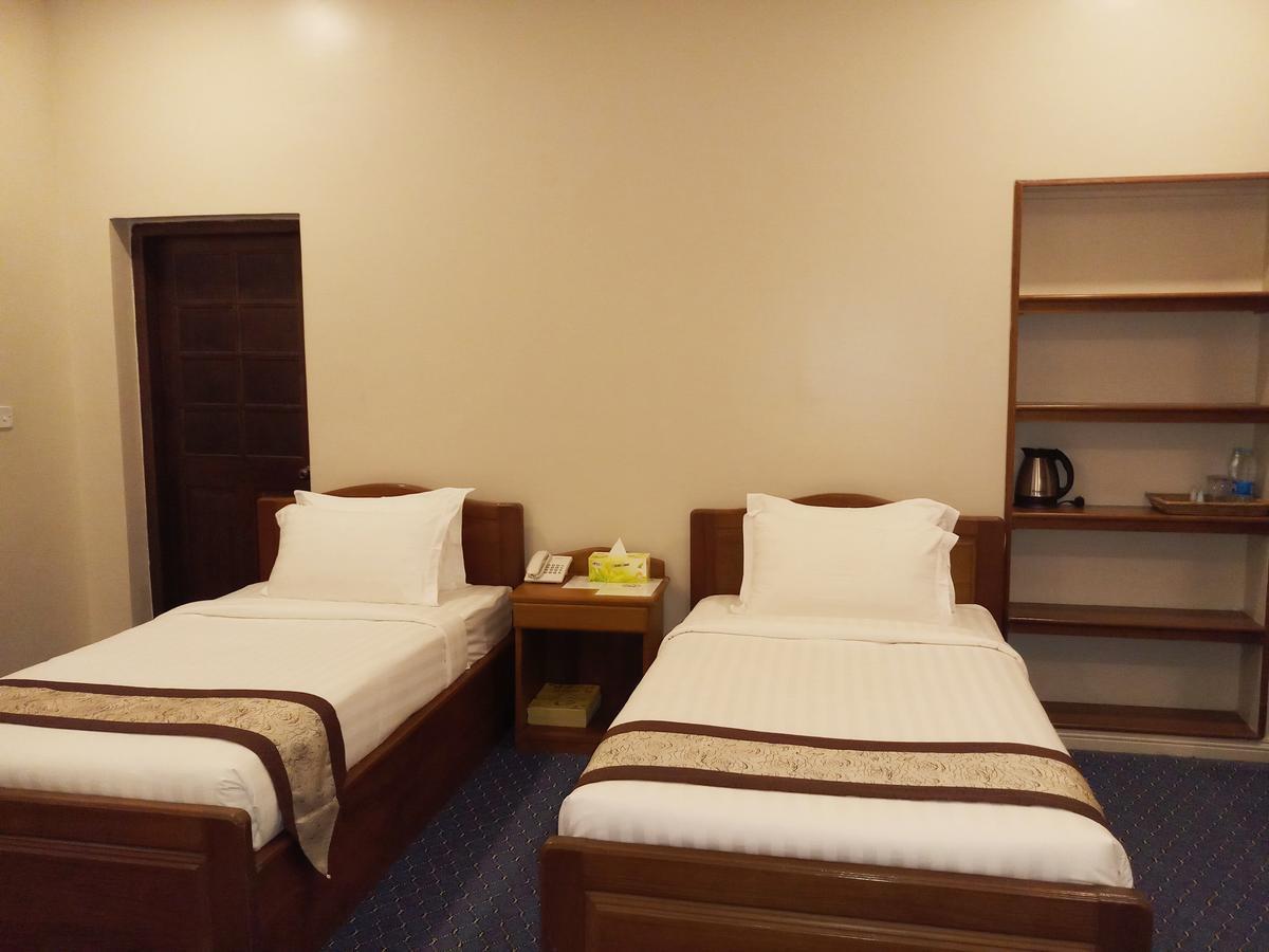 Ruby Garden Hotel Yangon Eksteriør bilde