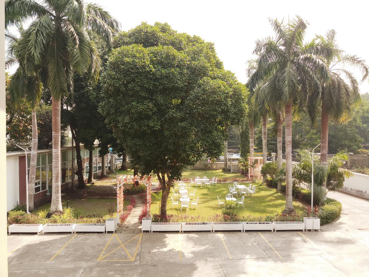 Ruby Garden Hotel Yangon Eksteriør bilde