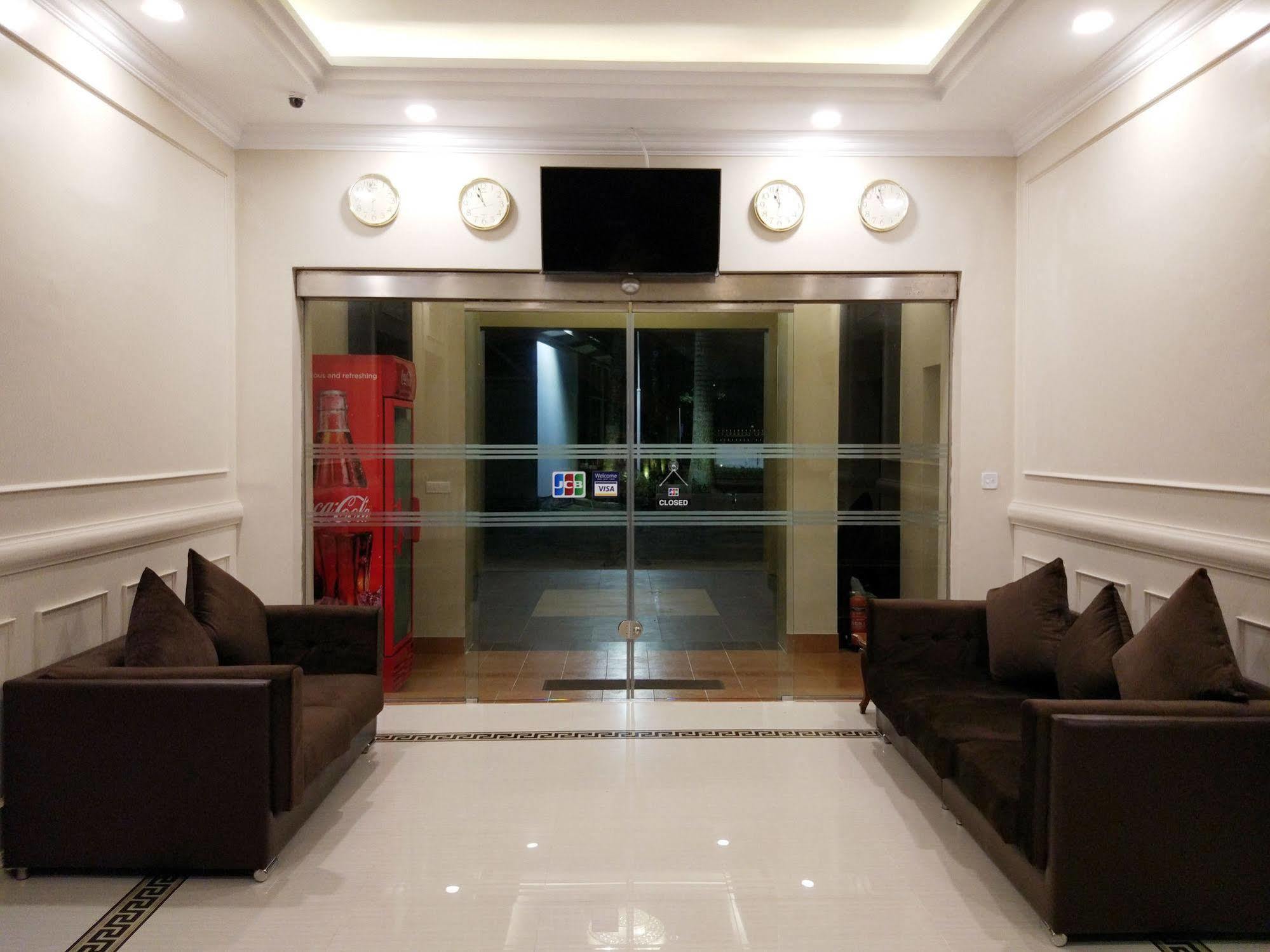 Ruby Garden Hotel Yangon Eksteriør bilde